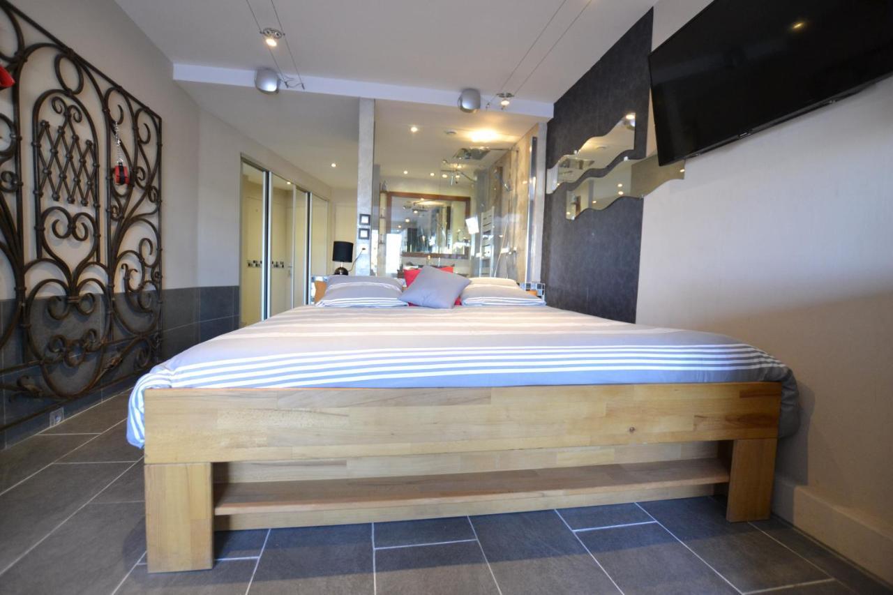 Studio Naturiste Captive Heliopolis Fg 13 Agde Exterior photo